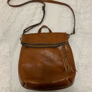 Patricia Nash Crossbody/backpack